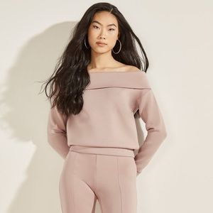 NWT- GUESS- BRENDA SWEATSHIRT- SIZE S